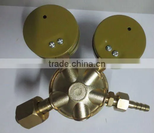 OXYGEN REGULATOR
