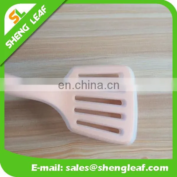 FDA Silicone slotted scoop / silicone spatula