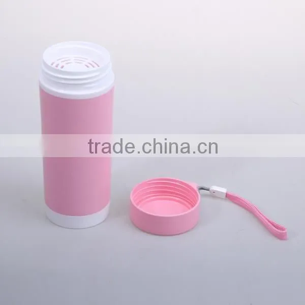 hot sale colorful sport Plastic water bottles with handle/infuse