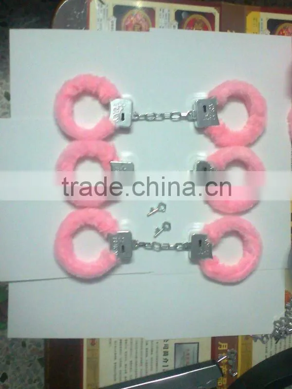 plastic handcuff