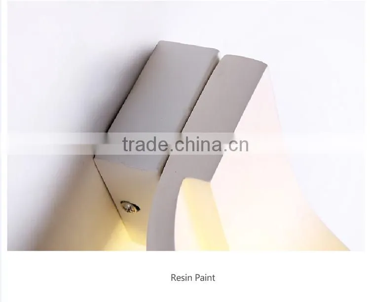 220V AC Modern Wall Lamp SMD5730 White Color Iron LED Wall Lamps