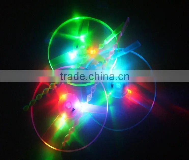 New design flashing UFO toy / LED Light Up Frisbee / flying ufo toy