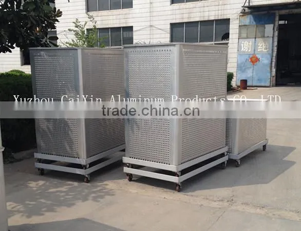 Aluminum cargo container with casters