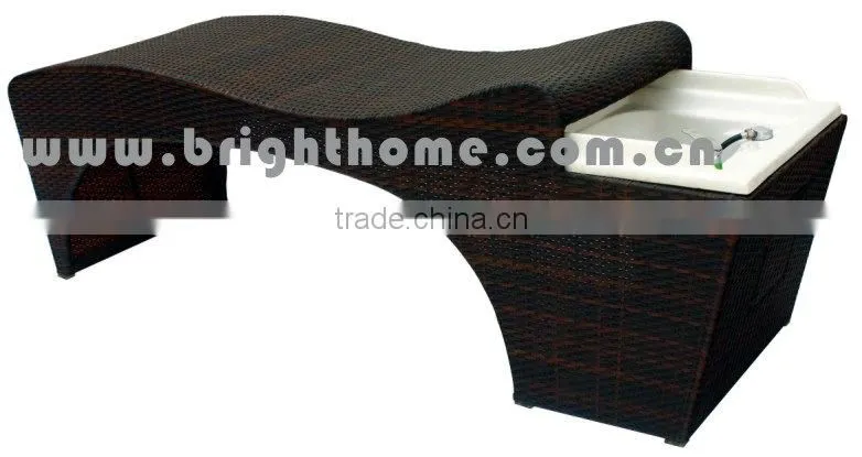 Comfortable Salon Hair Wash Shampoo Bed