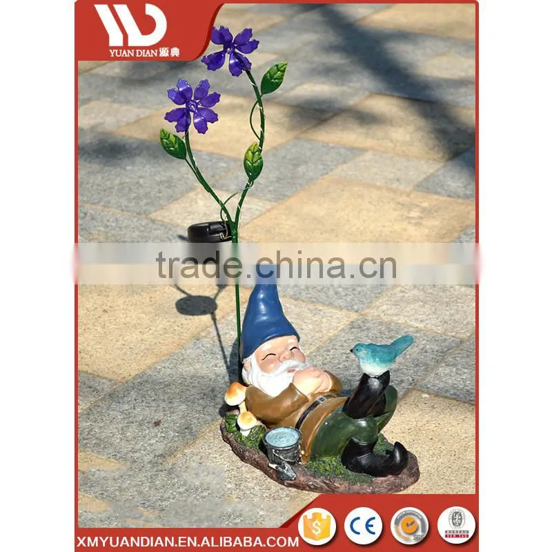 Art Work Resin Craft Modern Outdoor Lighting Led Solar Light Garden
