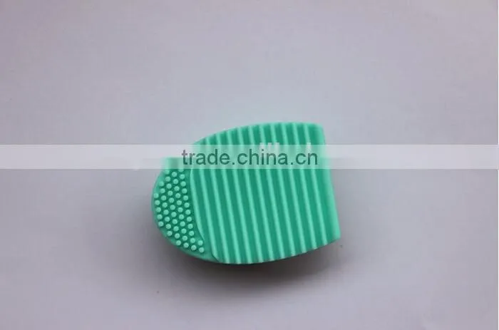 Brushegg Silicone Brush Cleaning Egg Brush Cleaning egg Cosmetic Brush Cleanser Mack up Makeup Brush Cleaner Clean tools