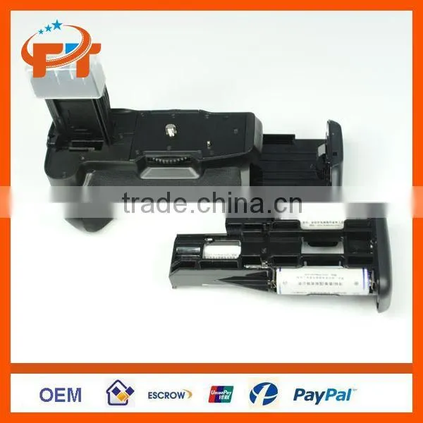 Meike Battery Grip for Canon 650D T4i 600D T3i X5 550D T2i X4 BG-E8
