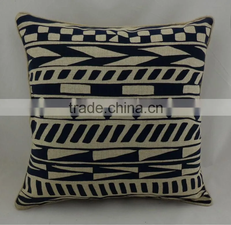 Geometry printed decorative seat cushion