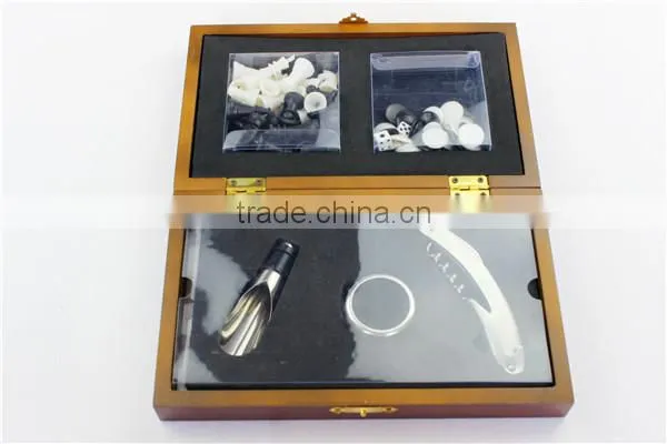 2014 new bottle shape wine set made in china