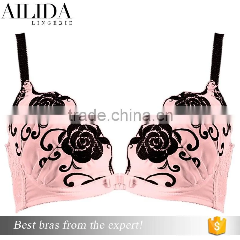 Wholesale Gorgeous Women's Push Up Bra Set Soft Cup Embroidered Underwear Set