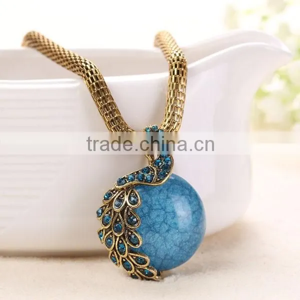 Fashion Peacock Design Gold Alloy Necklace