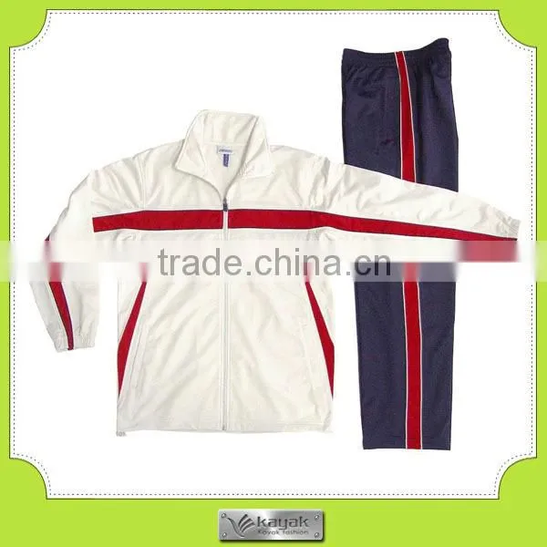 Professional training tracksuit custom sport tracksuit with embroidery logo