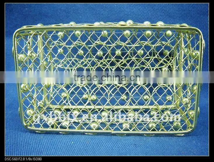 Gold rectangle wire decorative with pearl big box with lid