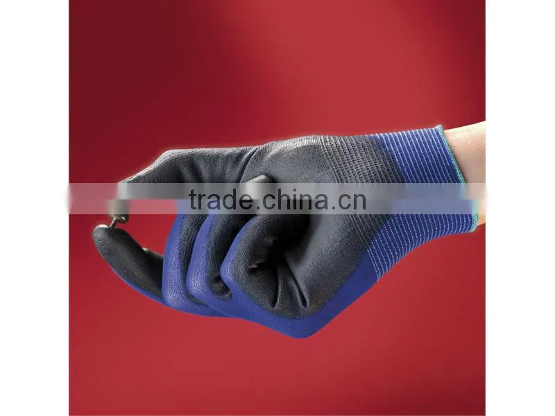 Multi purpose gloves with nitrile in palm