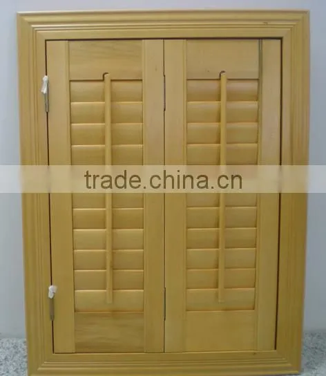 plantation shutter