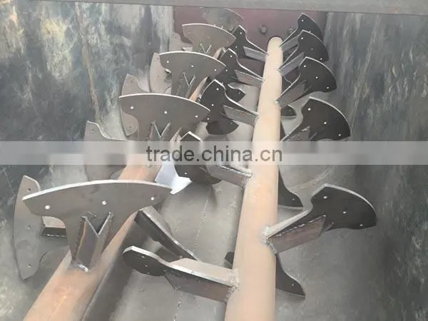 Easy and convenient straw weeds grinder