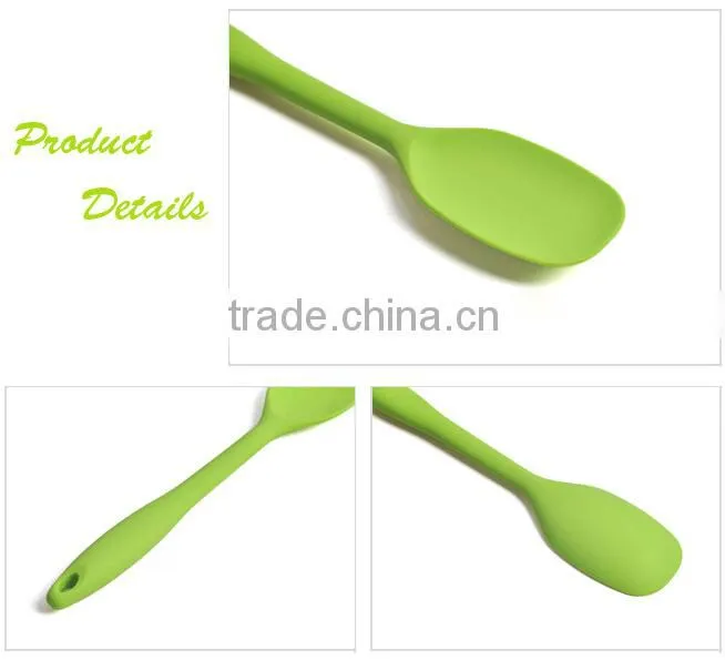 2015 Wholesale make up silicone scraper, home utensils china