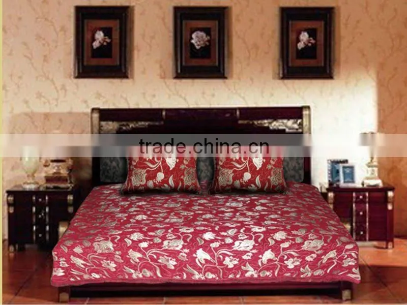 Middle East Polyester & Chenille Fabric White Bedspread SF003-YG
