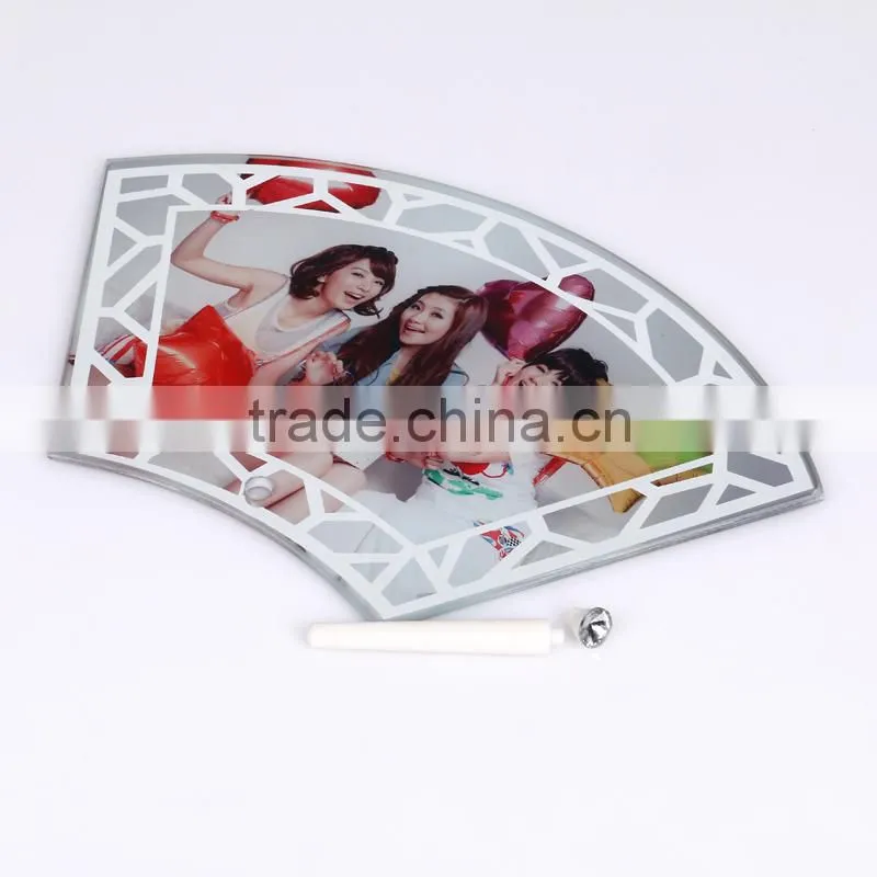 Sublimation glass frame for phot with fan-shaped