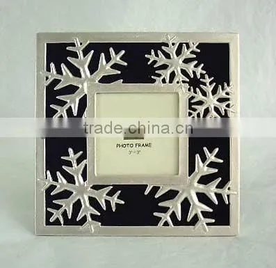 3x3 Metal Snowflake Picture Frame