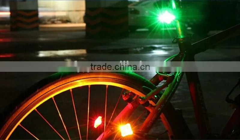 Bicycle USB charging tail lamp