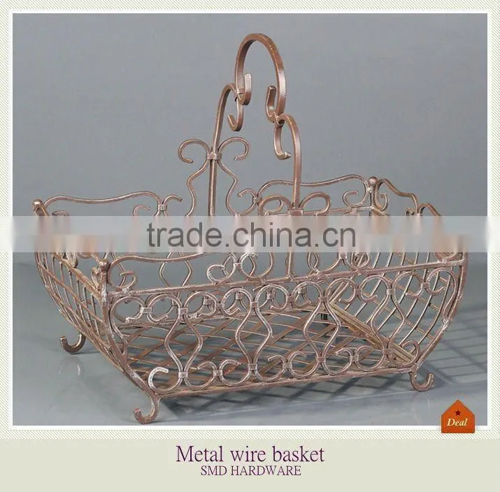 Metal wire gift basket