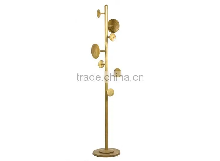 H004 Coatrack