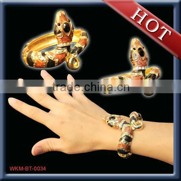Beautiful cuff type enamel animal bracelet bangle Jewelry Bangle