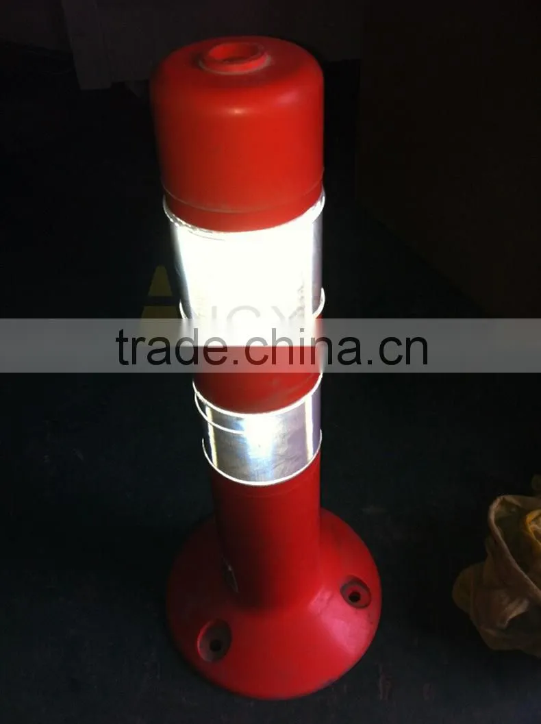 WB601 Barrier post reflector