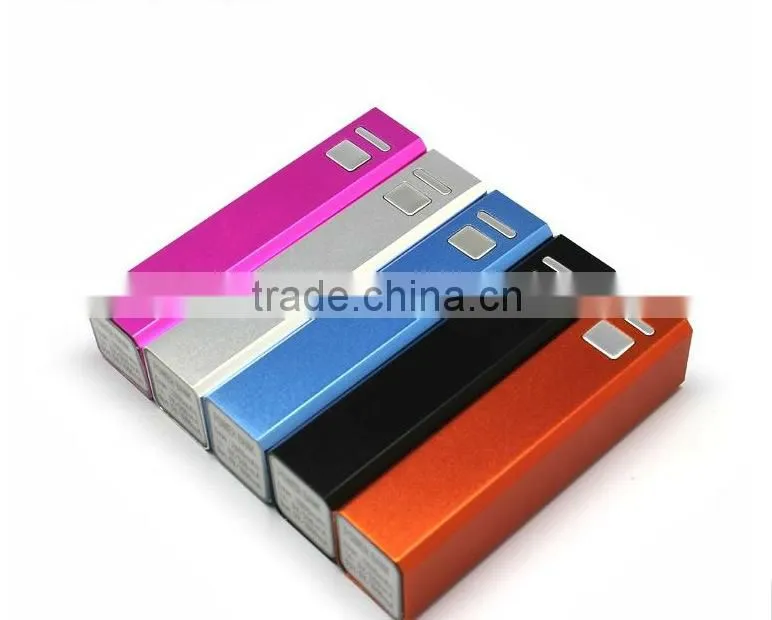 Custom logo 2600mAh best quality metal power bank travel charger