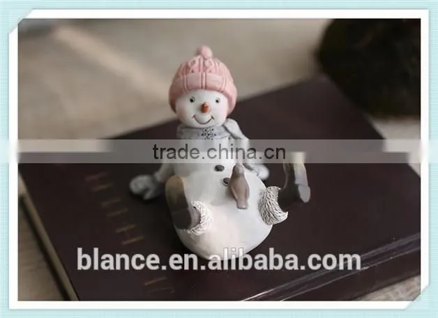 lovely snowman resin figurine long nose design universal Christmas gift