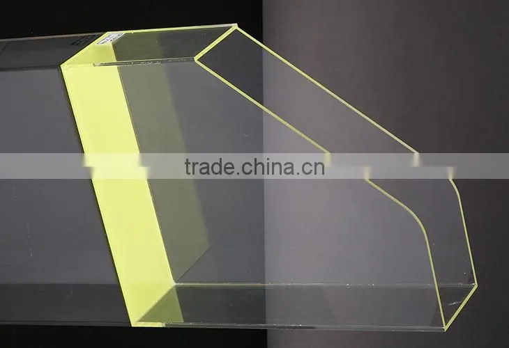 China Manufacturer Transparent A4 Acrylic Document Holder