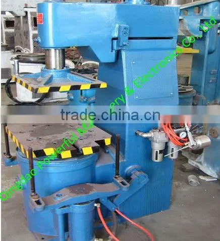Molding foundry equipment