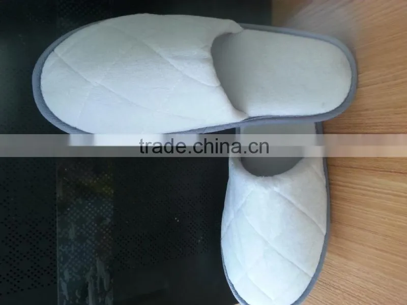hotel slipper with sense of beauty design anti-skidding beaded sole