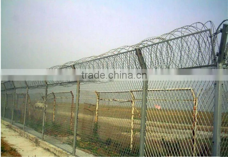 compound fence