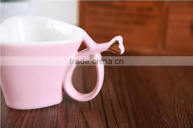 250ml Ceramic mug with special handle Heart shaped coffee mug