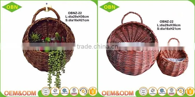 Handmade hanging garden flower basket with plastic liner