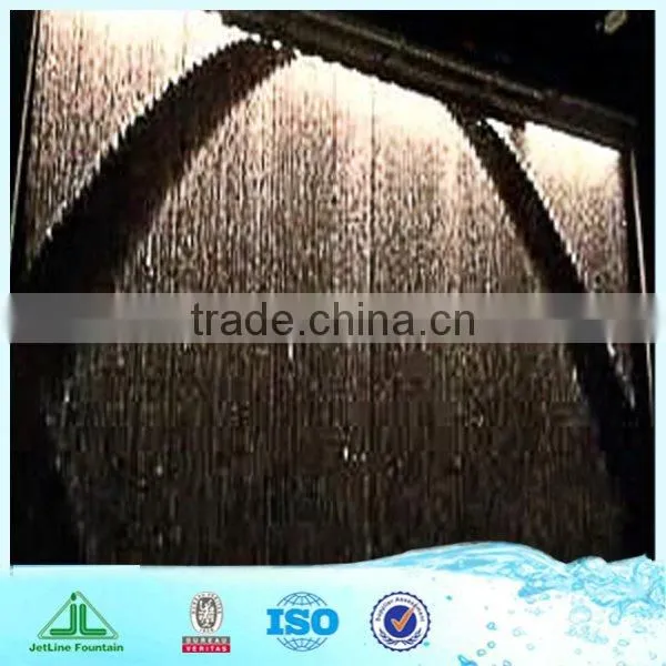 Dynamic water wall