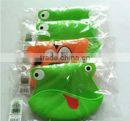 Wholesale blank silicone waterproof rubber baby bib