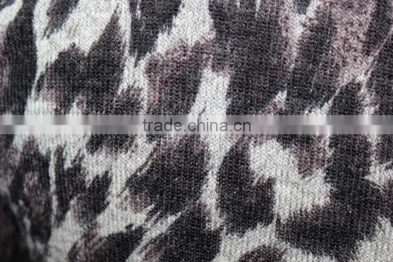 trendy animal printed tops dark color printedNew design O neck long sleeve t-shirt custom