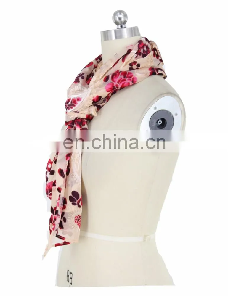 Customized High Quality Pink Floral Printed Scarf For Cute Women