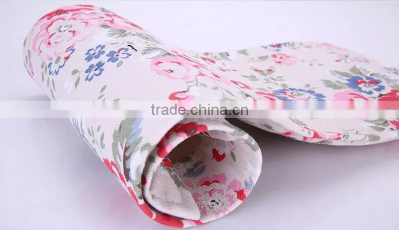 The skeleton patternCanvas 72 holes inserting pencil bag roll case