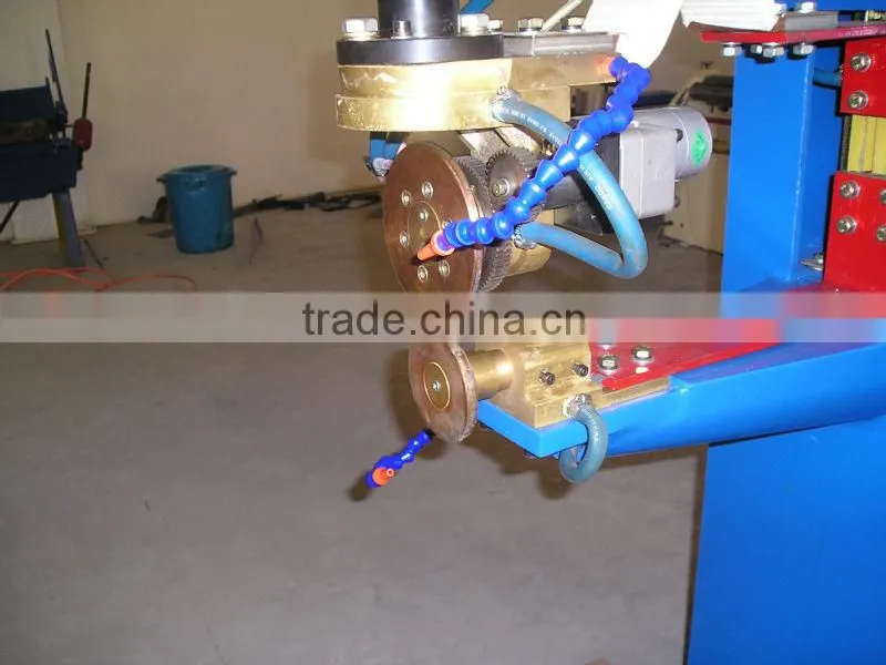 Galvanised metal tubes seam welding machine