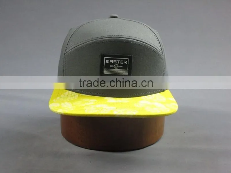 Custom cotton twill 7-panel snapback cap with embroidery logo
