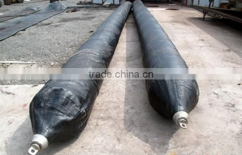 Inflatable marine airbags used for heavy lifting