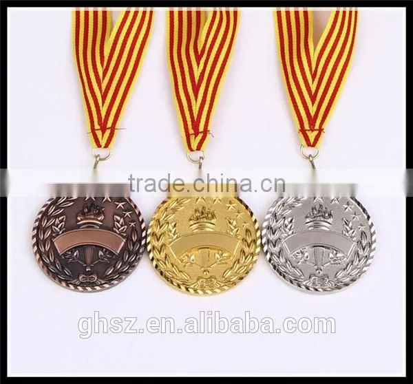 Custom vintage golden coins eagle medallion wholesale