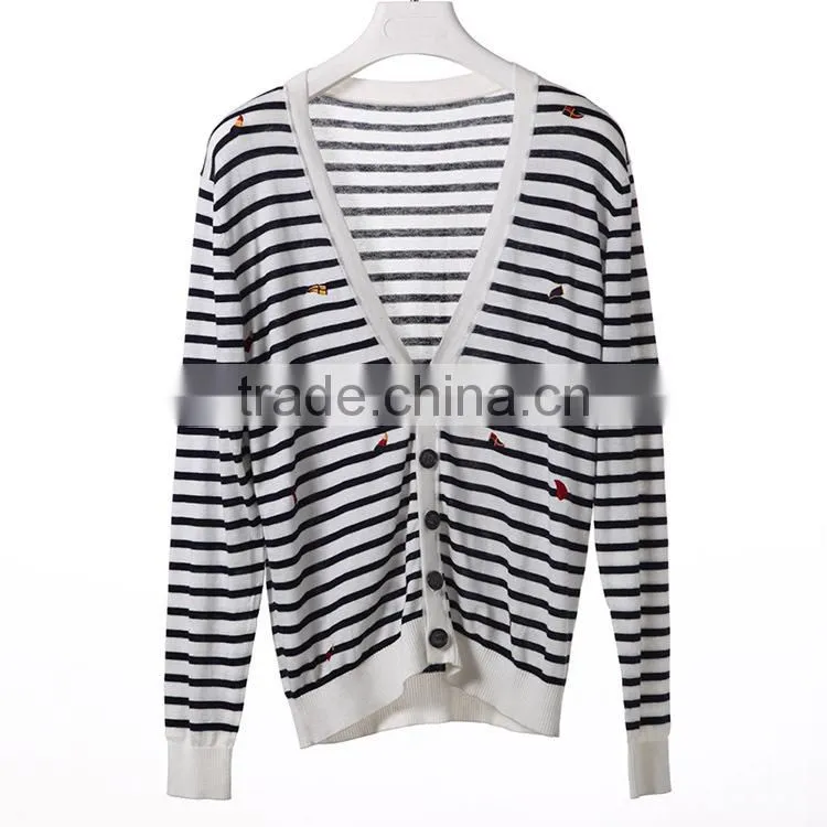 Small quantity clothing sweater manufacturern for girl,striped crewneck black & white cardigan sweater