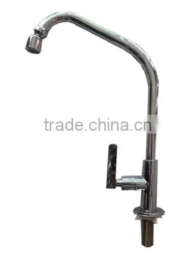 Low price single lever brass kitchen faucet