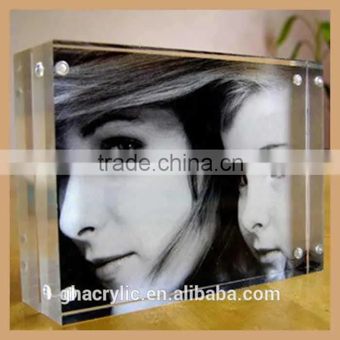 customized luxury clear acrylic magnetic photo frame for different commemoration day