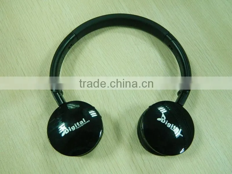 SD Card Reader Headphone with FM,MP3 Player Headphone